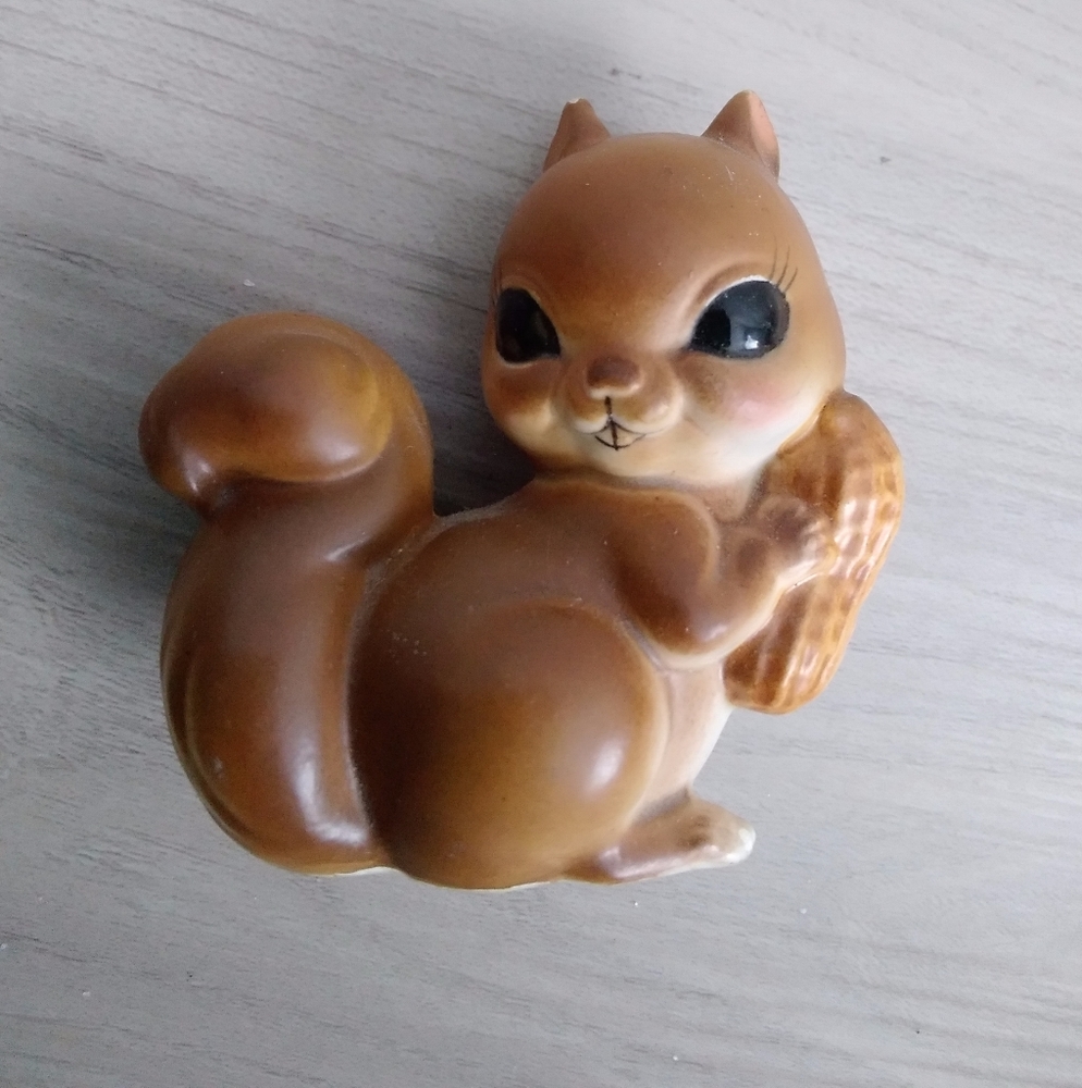 Squirrel Big Eye Figurine Animal Woods Decor Vintage Ceramic 3"